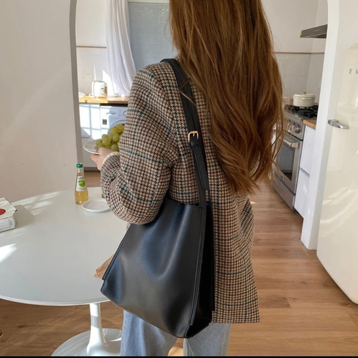 VIVIANA | KLASICKÁ KAŽDODENNÍ TAŠKA