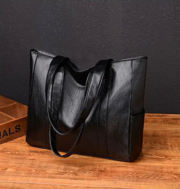 Susan - Minimalistická luxusní kožená taška přes rameno