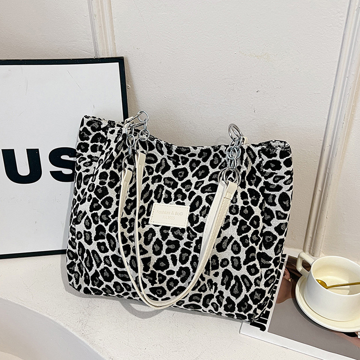 Leopardí Lush Tote